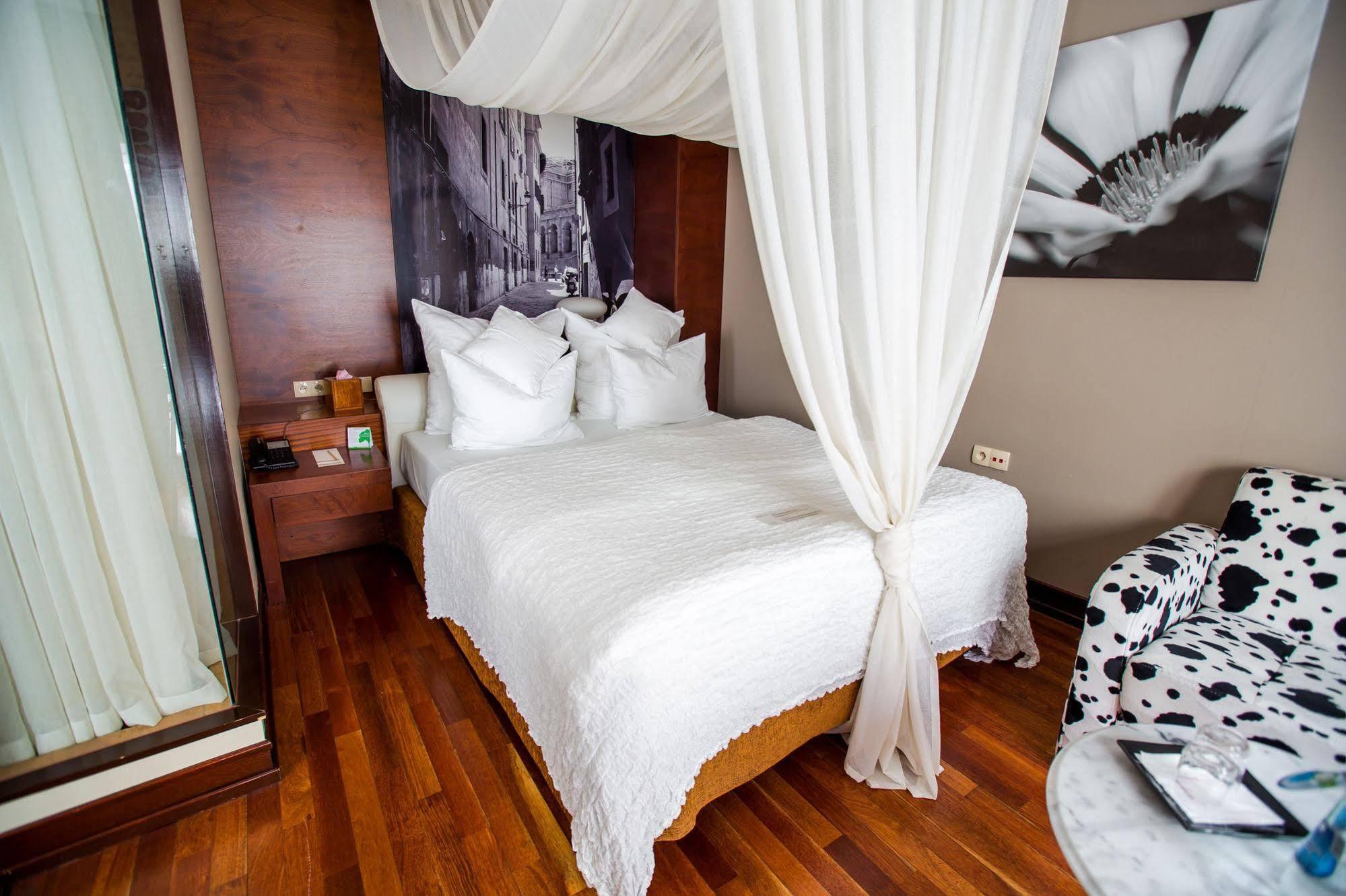 Grand Hotel Boutique Rzeszow Exterior photo