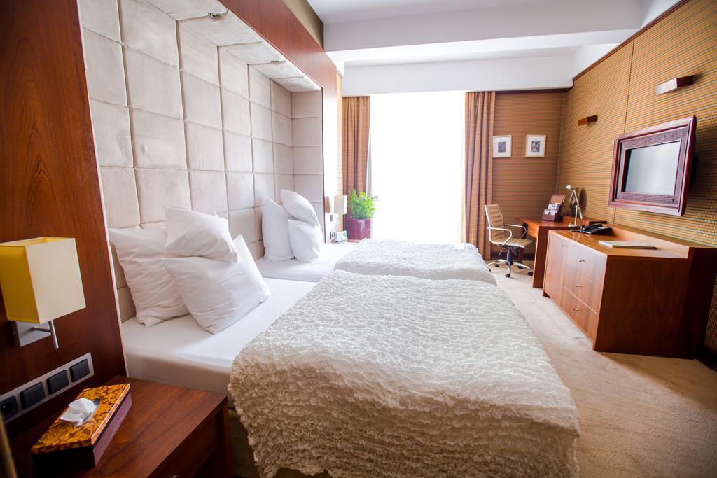 Grand Hotel Boutique Rzeszow Exterior photo